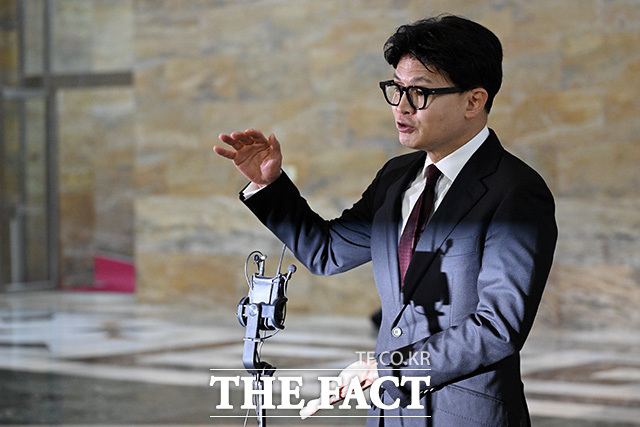 김승원 법무부 장관 후보자 의혹 관련 발언하는 한 의원.
