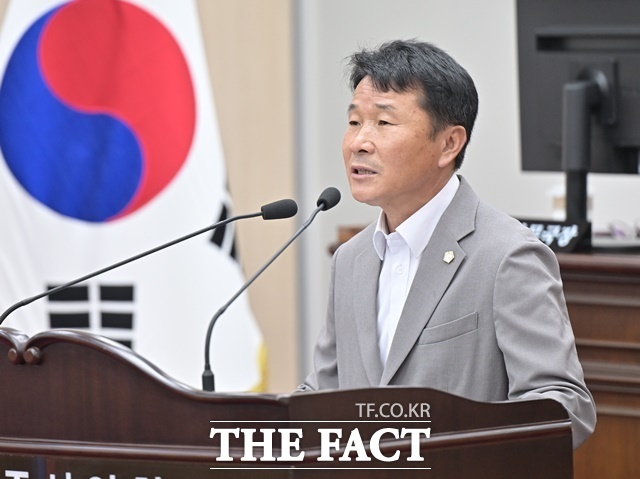 구본길 의원이 10일 열린 공주시의회 제268회 임시회 제3차 본회의에서 5분 자유발언을 하고 있다. /공주시의회