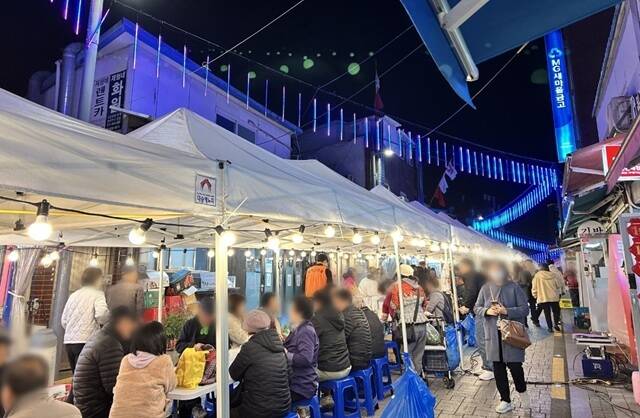 서울 중구는 오는 18일부터 신당역 일대 전통시장과 골목상권 3곳에서 '중구형 상생야장'을 운영한다고 10일 밝혔다. /중구