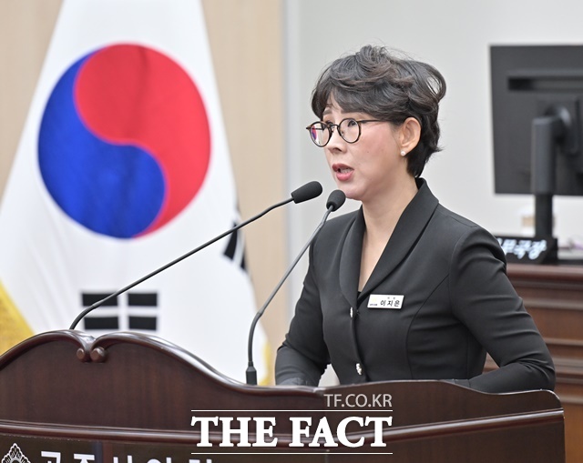 이지은 공주시의회 의원이 10일 본회의장에서 열린 시의회 제268회 임시회 제3차 본회의 5분 자유발언을 하고 있다. /공주시의회