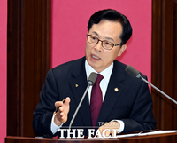  윤용근 의원 
