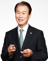  권오을 보훈부 장관, 추석 앞두고 울릉도 방문…생존 독도의용수비대원·제복근무자 위문