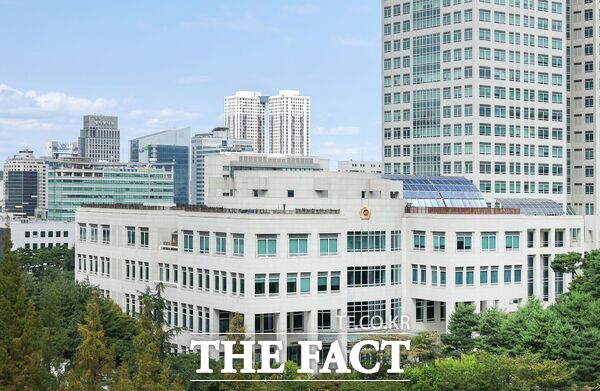 대전시의회가 9월 22일 오후 2시에 박민범 대전테크노파크 원장 후보자에 대한 인사청문회를 개최한다. 대전시의회 전경. /대전시의회