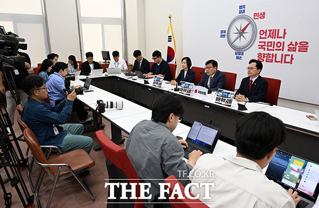 정점식 국민의힘 원내대표가 16일 오전 서울 여의도 국회에서 기자간담회를 열고 발언을 하고 있다. /국회=서예원 기자