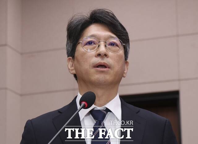 홍지선 국토교통부 장관 후보자가 서울 집값 상승세와 관련해 단기적인 정책 효과에 기대기보다 일관된 주택정책을 지속해야 한다는 입장을 내놨다. /뉴시스
