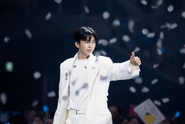 임영웅이 19일 부산아시아드주경기장에서 열리는 2026 더팩트 뮤직 어워즈, TMA 무대에 선다. 2023년 마지막 참석 이후 3년 만이다. 2019년 출범한 TMA는 일본과 마카오를 거쳐 3년 만에 국내로 돌아온 가운데, 올해는 부산에서 새로운 무대를 시작한다. /물고기뮤직