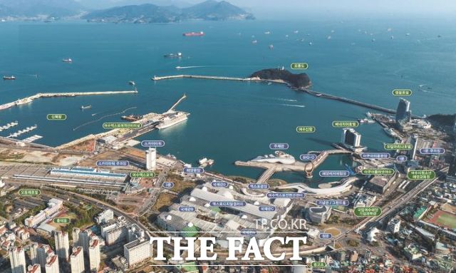 여수광양항만공사가 4일간 추석 연휴를 맞아 여수세계박람회장 내 24개 시설을 정상 운영한다. 여수엑스포장 전경 /여수광양항만공사