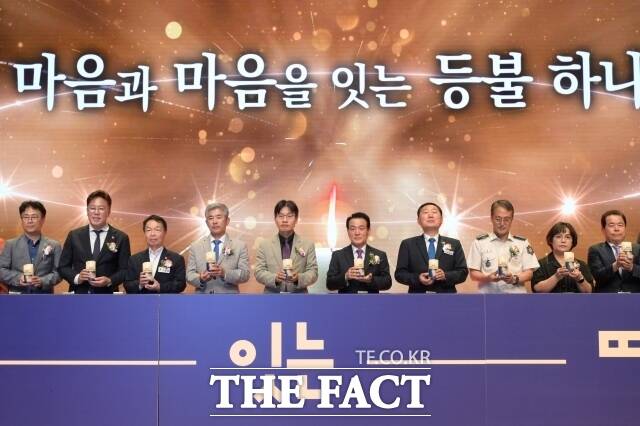 논산시가 18일 논산아트센터에서 백성현 시장과 이건창 논산시의회 의장 및 시·도의원, 도민, 자살예방 관계기관 종사자 등 600여 명이 참석한 가운데 '2026년 생명사랑 문화제'를 열었다. /논산사