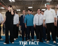  오세훈 서울시장과 문정 운동정원 둘러보는 서강석 송파구청장 [포토]