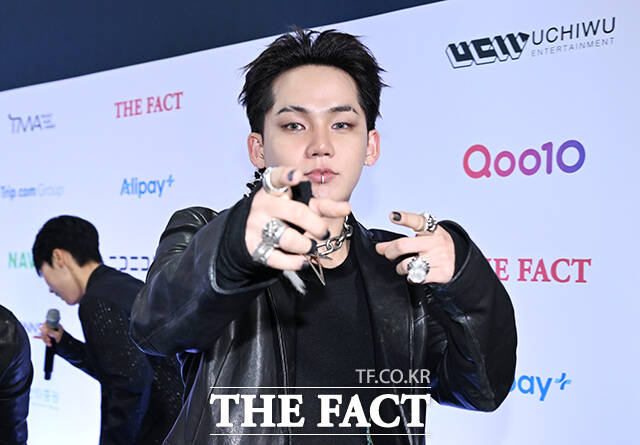 <더팩트>가 주최하고 팬앤스타와 UCW가 주관하는 ‘2026 더팩트 뮤직 어워즈(2026 THE FACT MUSIC AWARDS, TMA)’가 19일 오후 부산 연제구 부산아시아드주경기장에서 열린 가운데 그룹 트레저(TREASURE)의 하루토와 윤재혁, 박정우, 소정환, 아사히, 도영, 요시, 지훈, 최현석(왼쪽부터)이 블루카펫을 밟고 있다. /부산아시아드주경기장=박헌우 기자