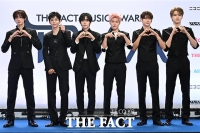  [2026 TMA] 라이즈 '강렬한 블랙 패션'