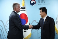  정동영, 비건 전 美 대북대표 면담…