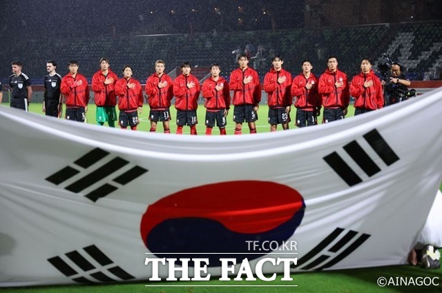 한국 남자 축구 대표팀이 사우디아라비아를 꺾고 조 1위로 2026 아이치·나고야 아시안게임 8강에 진출했다. /아이치·나고야 아시안게임 조직위원회 제공, 뉴시스