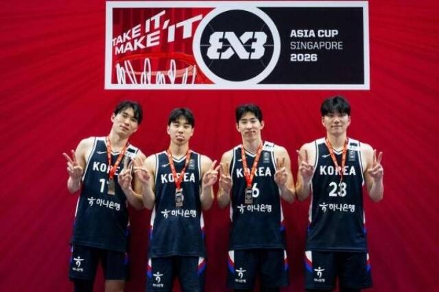 대한민국은 24일 긴조후토역 광장 특설 코트에서 열린 2026 아이치·나고야 아시안게임 3x3 남자농구 8강전에서 중국을 22-13으로 꺾으며 4강에 진출했다. /대한농구협회