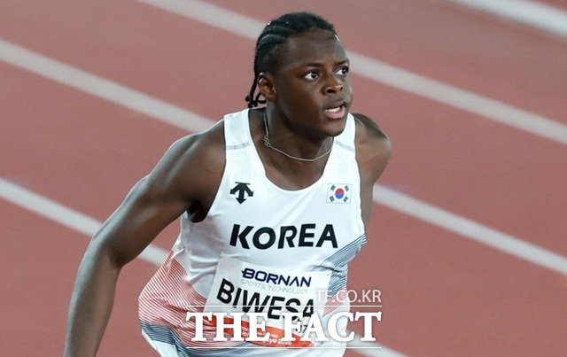 한국의 비웨사 다니엘 가사마도 100m 결선에 진출했다. 이들은 서말구 장재근에 이어 대회 사상 세 번째 메달 획득에 도전한다./나고야(일본)=뉴시스