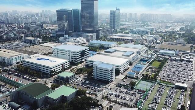 삼성전기가 세종사업장 내 'FCBGA' 생산 라인 확충에 4조3700억원을 투자한다. /삼성전기