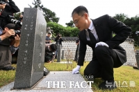  김상욱 울산시장 취임 후 첫 국립5.18민주묘지 참배...전남광주와 산업.문화 협력 의지 다져