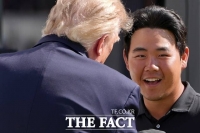  US오픈 챔피언 꺾고 곧장 일본행…김주형의 승부는 끝나지 않았다 [박호윤의 IN&OUT]