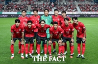  우루과이전 나서는 축구 대표팀 [포토]