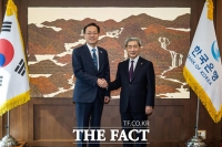  이형일 부총리, 신현송 총재와 물가·성장·금융안정 위한 협력 강화 논의 [TF사진관]