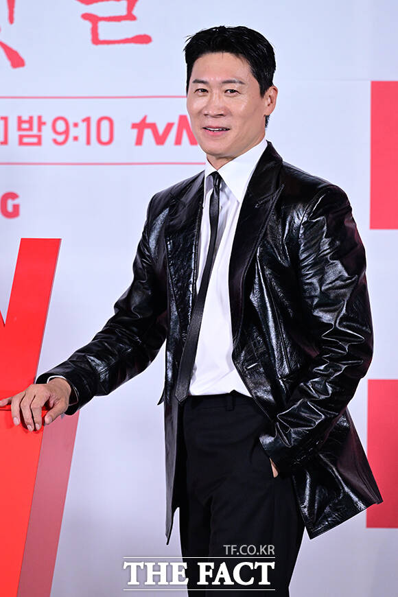 신작 '100일의 거짓말'로 돌아온 유인식 감독.