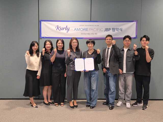 컬리는 아모레퍼시픽과 함께 단독 상품 기획과 공동 마케팅 등 전방위적인 협업에 나선다. /컬리