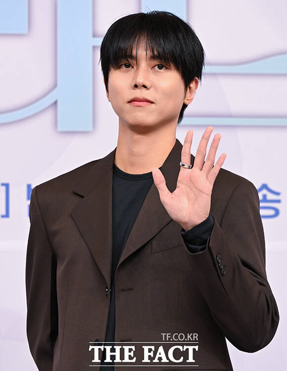방송인 주우재, 가수 정재형, 방송인 박경림, 배우 차태현, 배우 문근영, 가수 정승환, 로이킴(왼쪽부터)이 30일 오전 서울 양천구 SBS에서 열린 SBS 오디션 프로그램 '우리들의 발라드2' 제작발표회에 참석해 포즈를 취하고 있다. /박상민 기자