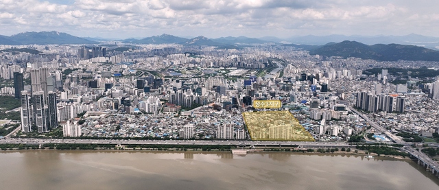 성수전략정비구역은 서울 성동구 성수동1가 일대의 총 4개 지구로 구성돼 있다. 대지면적 16만평에 총 55개 동, 9428가구(임대주택 2004가구 포함)의 공동주택이 들어서는 대규모 재개발사업이다. 사진은 성수3지구 전경. /삼성물산