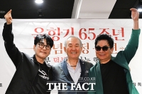  윤항기, 후배들과 함께 '흐뭇한 미소' [포토]