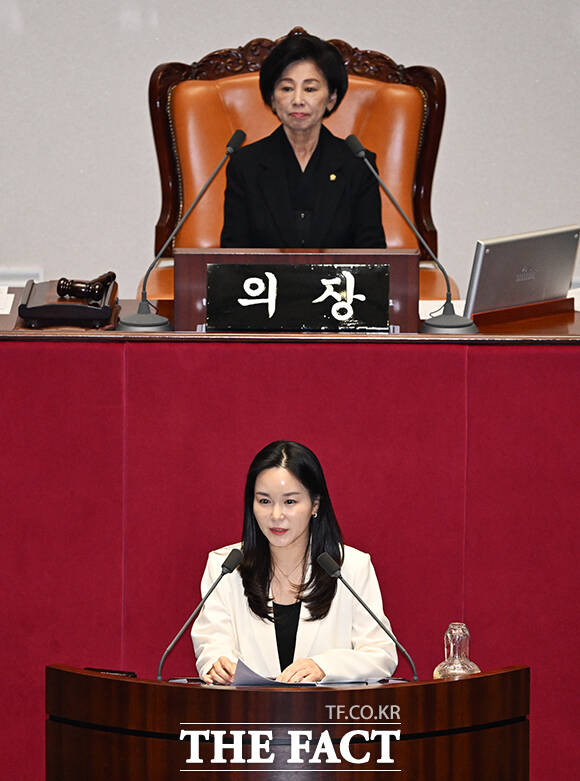 이주영 개혁신당 의원이 1일 오후 서울 여의도 국회에서 열린 본회의에 참석해 '응급의료에 관한 법률 일부개정법률안'에 대한 반대토론을 하고 있다. /국회=배정한 기자