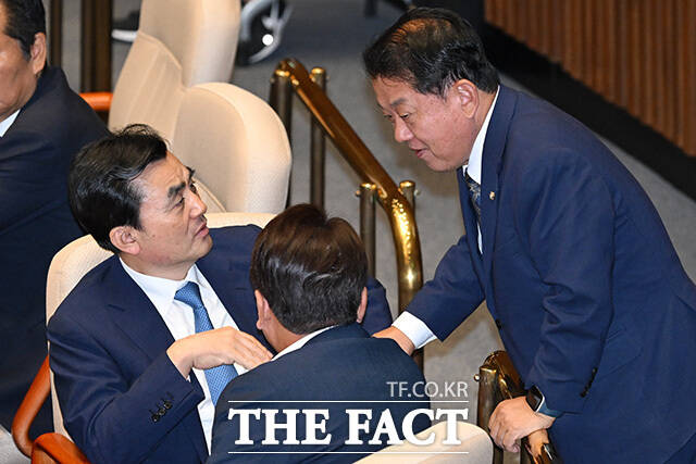 국방정책특별보좌관에 위촉된 김병주 더불어민주당 의원.