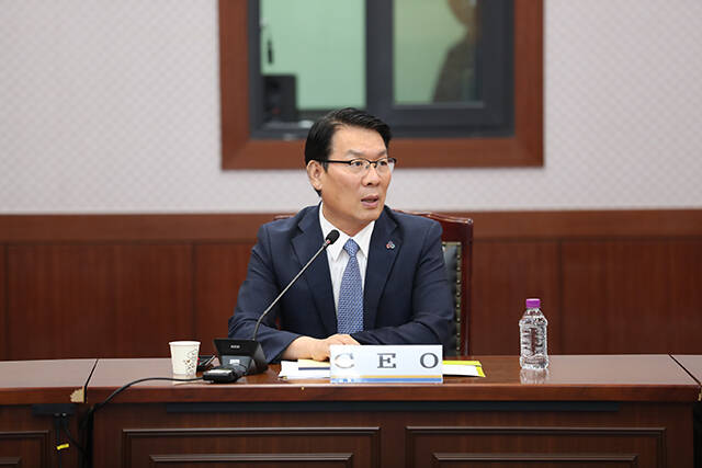 김 사장은 지난 30일 전북 김제 새만금33센터에서 열린 기자간담회에서