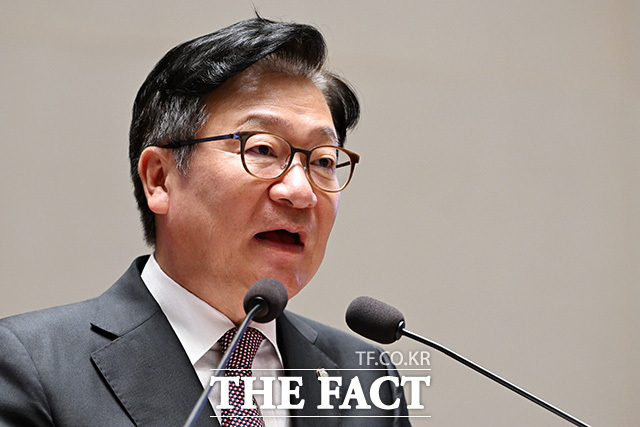 의원총회에서 모두발언하는 정점식 국민의힘 원내대표.