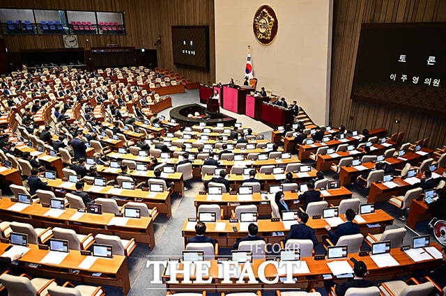 이주영 개혁신당 의원이 1일 오후 서울 여의도 국회에서 열린 본회의에 참석해 '응급의료에 관한 법률 일부개정법률안'에 대한 반대토론을 하고 있다. /국회=배정한 기자