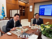  李 대통령, 정청래 전 대표와 만찬…국정·당내 현안 논의