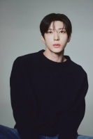  레오, 4년 만의 신곡 발표 후 팬미팅