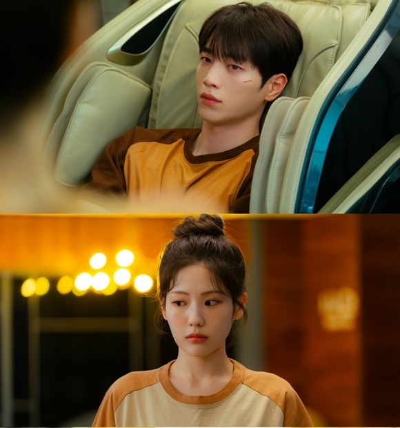 KBS2 토일드라마 '너 말고 다른 연애'가 배우 서강준(위)과 조아람의 스틸을 공개했다. /KBS2
