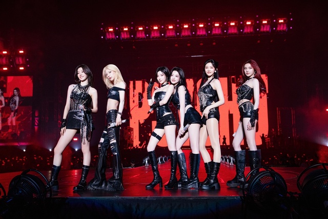 베이비몬스터가 오는 23일 신곡을 발표한다. 디지털 싱글 'SUGAR HONEY ICE TEA' 이후 4개월 만의 신곡이다. 사진은 최근 일본 오사카 교세라돔에서 개최한 콘서트 모습. /YG엔터