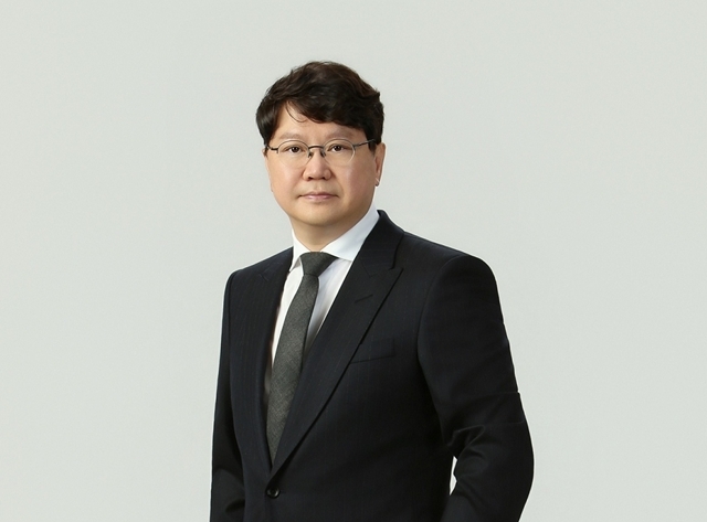 한미반도체는 곽동신 회장이 사재로 7억원 규모의 자사주를 추가 취득해 누적 702억원을 기록했다고 7일 밝혔다. /한미반도체