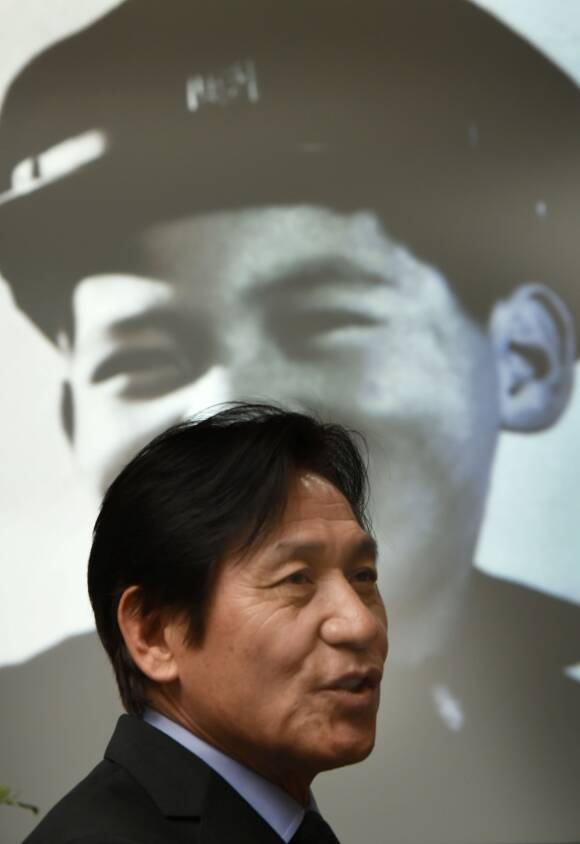 제31회 부산국제영화제가 故 안성기를 추모하기 위해 특별기획 프로그램 '아름다운 시절, 안성기'를 준비해 그를 추억하는 많은 관객들을 만나고 있다. 사진은 회고전 당시 모습이다. /한국영상자료원