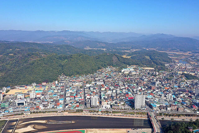 에천읍 시가지 전경. /예천군