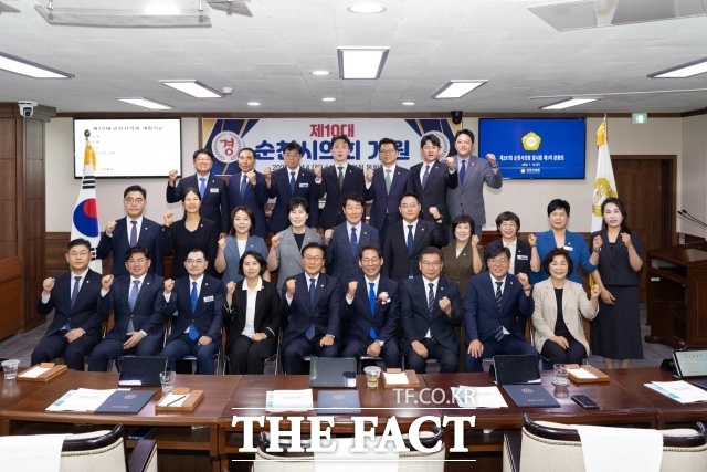 제10대 순천시의회가 출범 이후 100일 동안 임시회 3회와 정례회 1회를 열어 모두 35건의 안건을 처리했다. /순천시의회