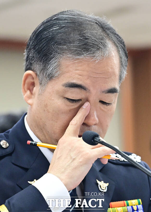 김종철 경찰청장 직무대행이 12일 서울 서대문구 경찰청에서 열린 국회 행정안전위원회의 경찰청에 대한 국정감사에서 모두 발언하고 있다.
