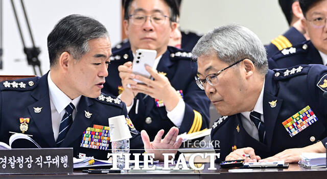 개정 형사소송법 시행 이후 처음 열린 경찰청 국정감사(국감)에서 수사지휘 역량평가와 인사 체계를 개선하라는 여야의 주문이 이어졌다. 김종철 경찰청장 직무대행은 평가 개선 요구에