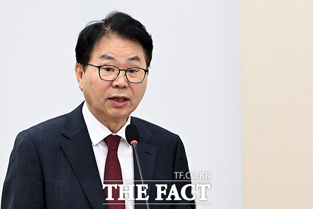 이한주 경제·인문사회연구회 이사장.