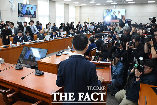 인사말 하는 김지용 초대 중대범죄수사청장 후보자.