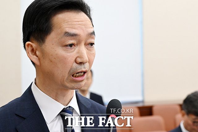 인사말 하는 김지용 초대 중대범죄수사청장 후보자.