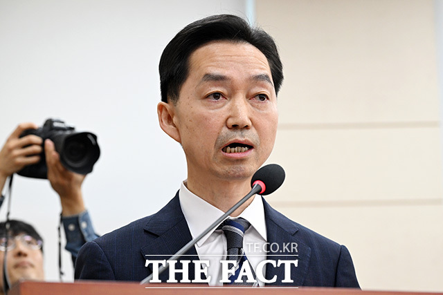 인사말 하는 김지용 초대 중대범죄수사청장 후보자.