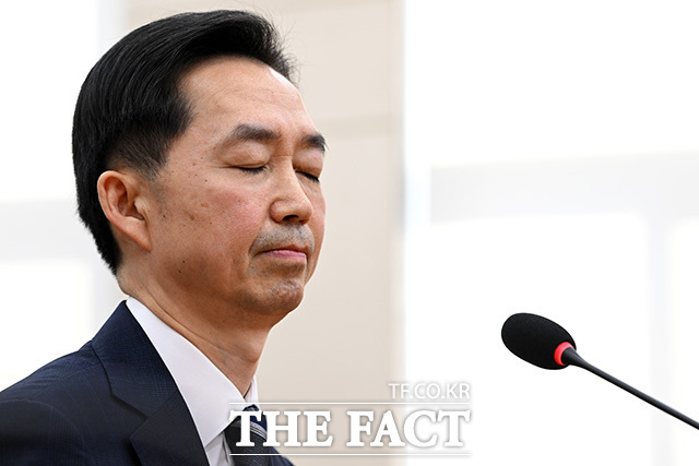 김지용 초대 중수청장 후보자 '친윤 논란 속 37일만 청문회'