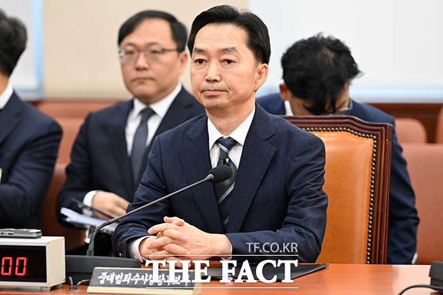 인사말 하는 김지용 초대 중대범죄수사청장 후보자.